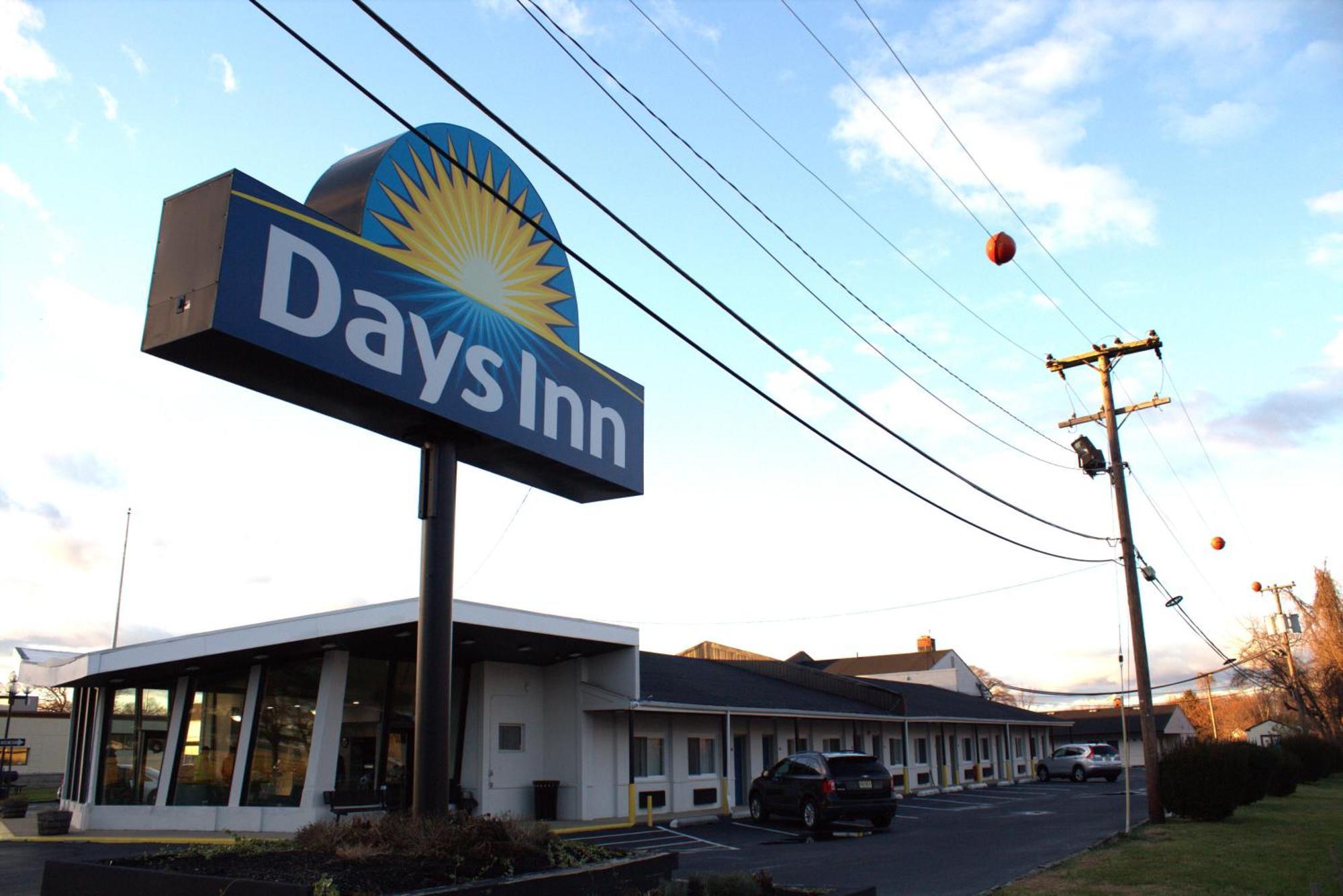 Days Inn By Wyndham Wrightstown Mcguire Afb Bordentown Extérieur photo