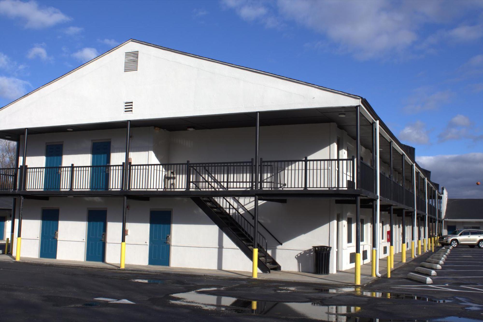 Days Inn By Wyndham Wrightstown Mcguire Afb Bordentown Extérieur photo