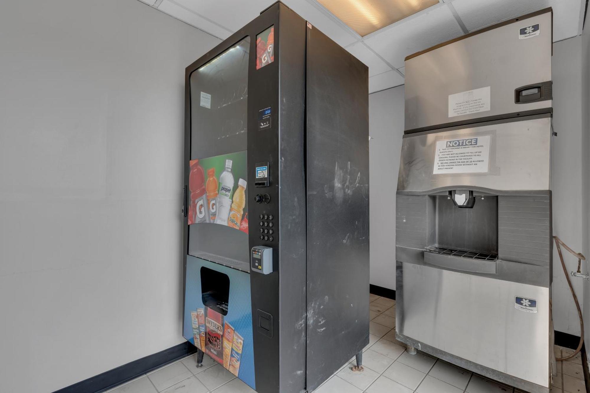 Days Inn By Wyndham Wrightstown Mcguire Afb Bordentown Extérieur photo