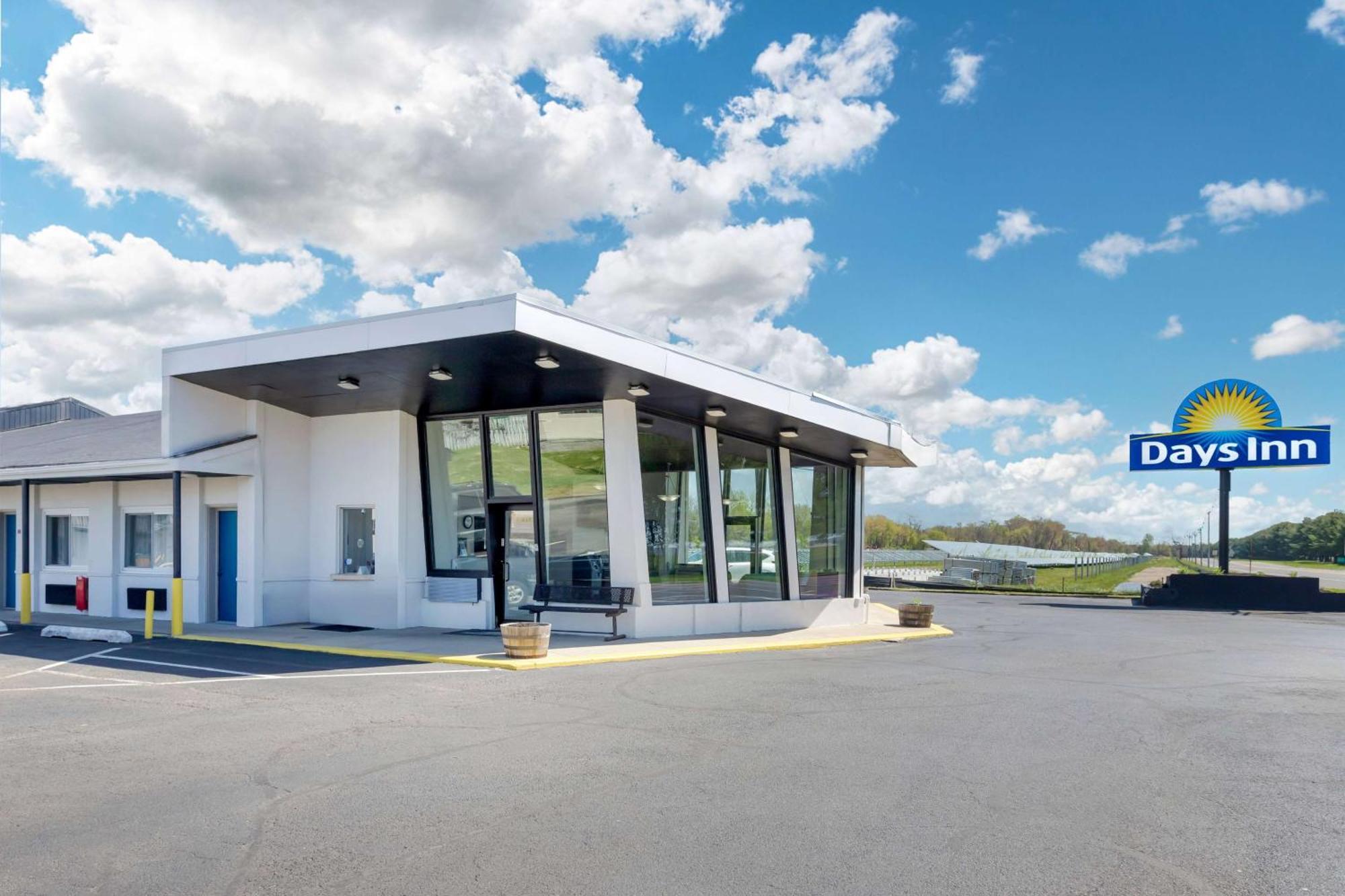 Days Inn By Wyndham Wrightstown Mcguire Afb Bordentown Extérieur photo